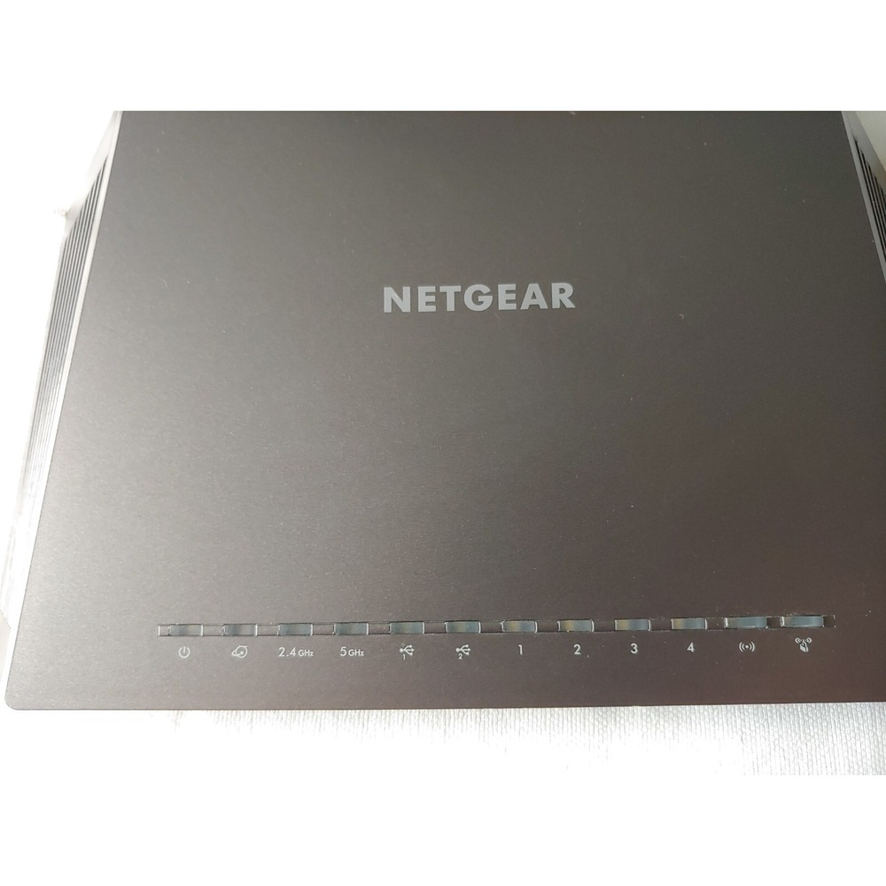 NETGEAR Nighthawk AC1900 Smart WiFi Router Model R7000 Black Computer Internet - Picture 2 of 9